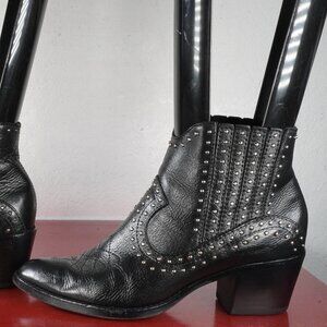 Women's Dolce Vita Black Leather Ankle Western Low Chunky Heel Fashion Boots 7.5